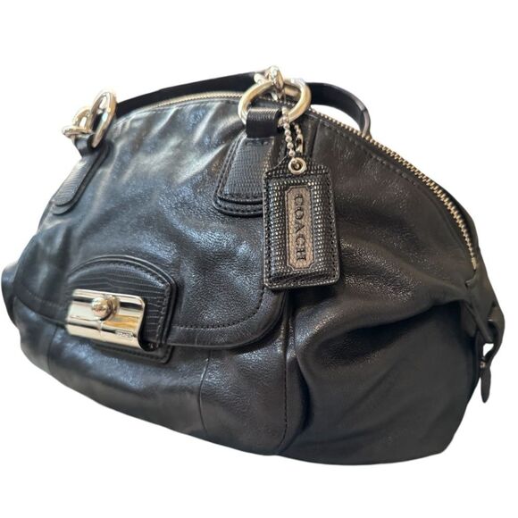 Vintage, Original Coach Hand Bag, Genuine Leather. Black - Picture 2 of 14